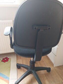 Kancelárske stoličky pre deti - 4