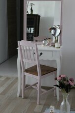 Ružová vidiecka stolička - 4