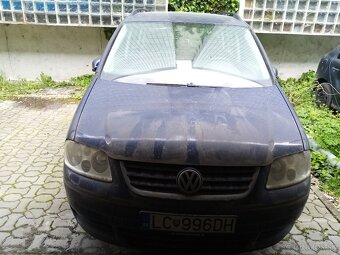 Predam Vw touran v celku na nahradne diely - 4