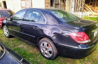 Honda Legend KB1 3.5 V6 VTEC SH-AWD - dva vozy - 4