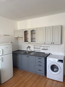 Ponúkam prenájom garzonky po rekonštrukcii - 4