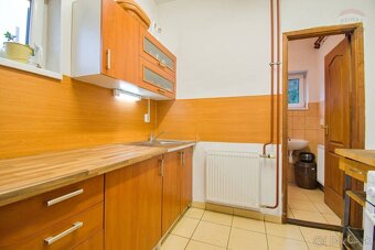 Na prenájom sklad, 200 m2, vlastná parkovacia plocha, Číčov, - 4