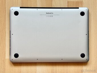 MacBook Pro 13", NOVÁ BATERKA - 4