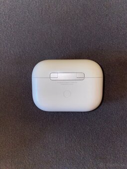 Nabíjacie púzdro AirPods Pro 1.gen - 4