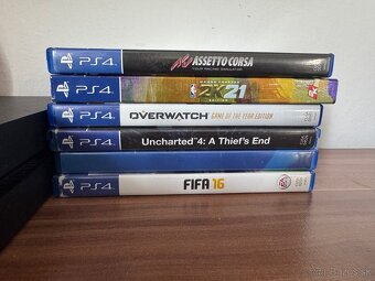 Predám Playstation 4 500GB + Controller + 6 hier - 4