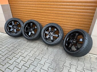Nissan GT-R trackpack kola - 4