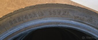 predam zimne pneumatiky Arivo 225/40 R19, 4ks, 35eur - 4