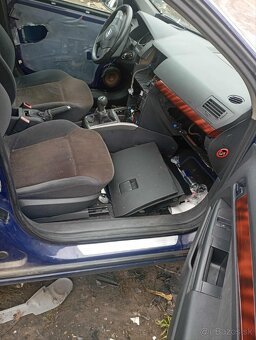 ND opel astra H 1,4 benzín - 4