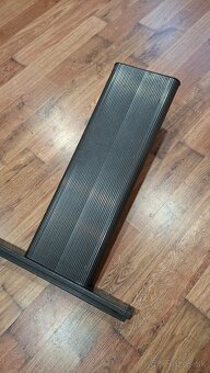 vyskovo nastavitelna stolova noha BENE - 4