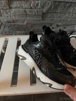 Karl Lagerfeld v.37 - 4