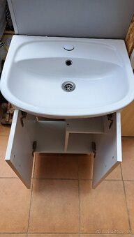 Umývadlo so skrinkou - 4