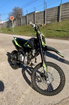 Stomp 140 z3 bw - 4