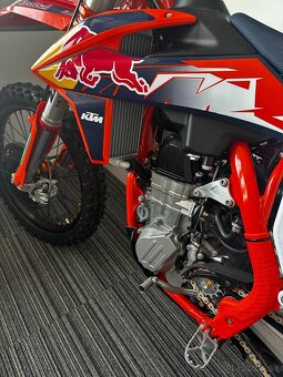 KTM 450 SX-F FACTORY - 4