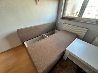 Gauč a konferenčný stolík - 4