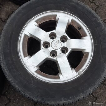 Predám hliníkové disky na Kia Sorento R16 - 4