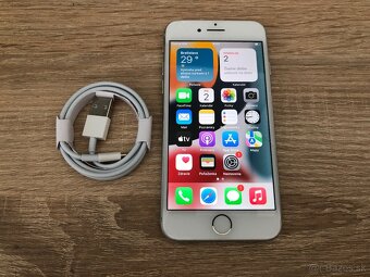 Apple iPhone 7 32GB - 4