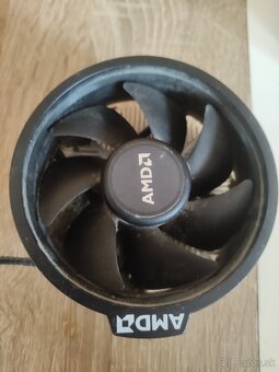 Predám AMD Ryzen 5 1600 a wraith spire - 4
