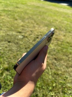 Apple iPhone 13 pro Gold - 4