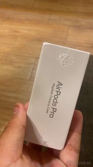 airpods pro - 4