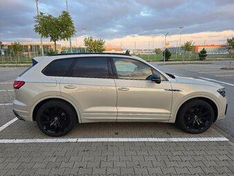 Volkswagen Touareg R-Line 3.0 tdi - 4