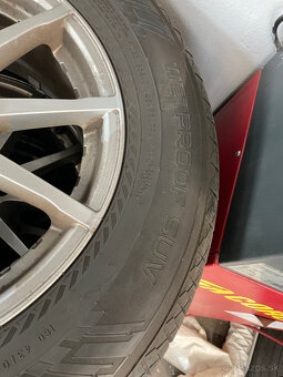 Orig. elektrony Land Rover s letnymi pneu Nokian 235/65 r17 - 4