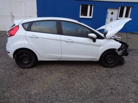Ford fiesta MK7 1,25, 60kw rozpredám na náhradné diely - 4