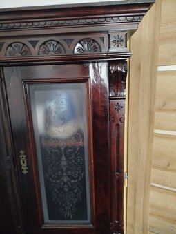 Starožitná skrinka - 4