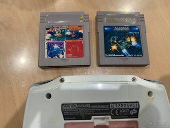 Nintendo Gameboy Advance - 4