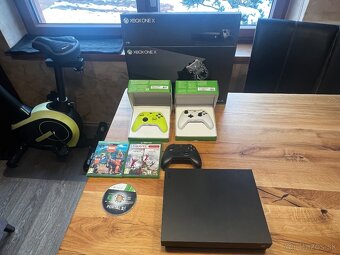 Xbox one series X + 3 ovladace + hry - 4