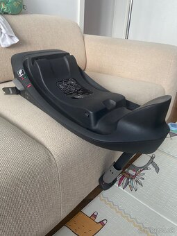 Vajíčko Cybex Aton B2 i-size + základňa Base One - 4