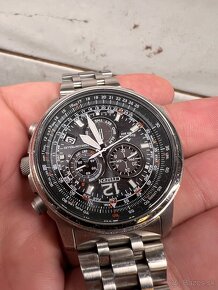 Predam/ vymenim hodinky Citizen CB5860-86E - 4
