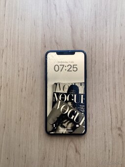 iPhone 11 Pro Max 256GB - rozbitý displej - 4