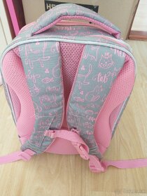 Nová ergonomická dievčenská školská taška Astrabag - 4