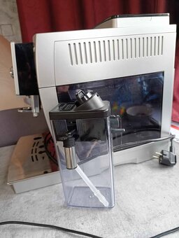 Kávovar DeLonghi ECAM 23.460 S - 4