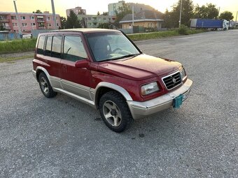 Suzuki Vitara 4x4 - 4