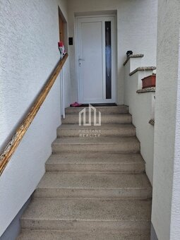 Na predaj 4i RD v obci Banka pri Piešťanoch - 4