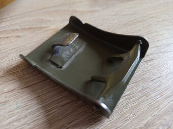 pracka na vojenský opasok - 4