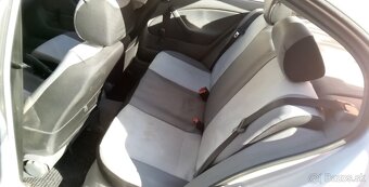 Škoda Octavia 1,6i 55kw - 4