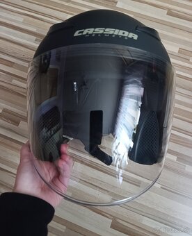 Prilba na motorku - 4