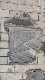 Podvozok kryty Audi A6 C7 - 4