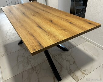 Predám jedálenský stôl - 4