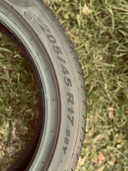 PIRELLI P ZERO 205 45 R17 - 4