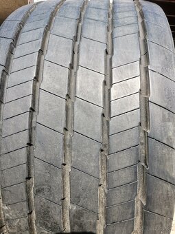 Predám pneumatiky Fulda 435/50 R19,5 - 4