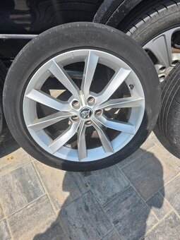 Predám originál disky škoda superb 3 18r - 4