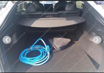Tesla model Y long range dual motor modelovy rok 2023 - 4
