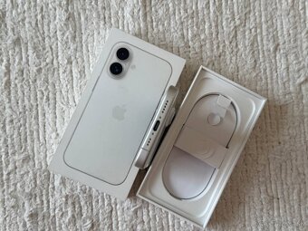 iPhone 16 128GB - 4