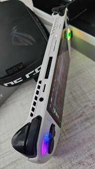 ASUS ROG ALLY Z1 - 4
