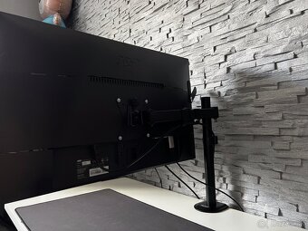 SET monitorov 27'' a 24''+ držiak na monitory - 4