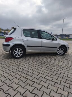 Peugeot 307 - 4