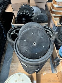 Horsch,Väderstad,KINZE a ine značky  - 4